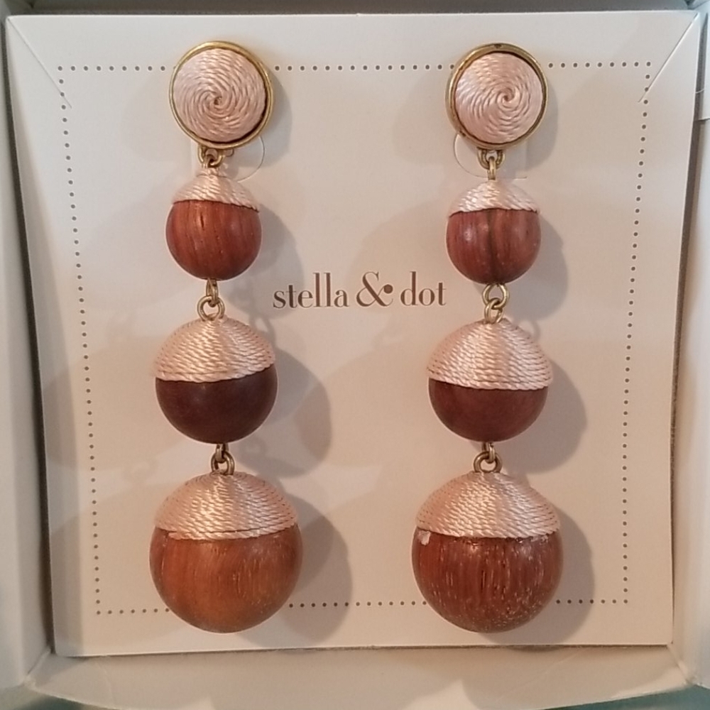 Stella & Dot Earrings